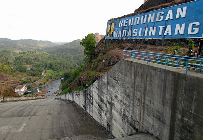 Large DAM Inspection of Wadaslintang and Sempor.
