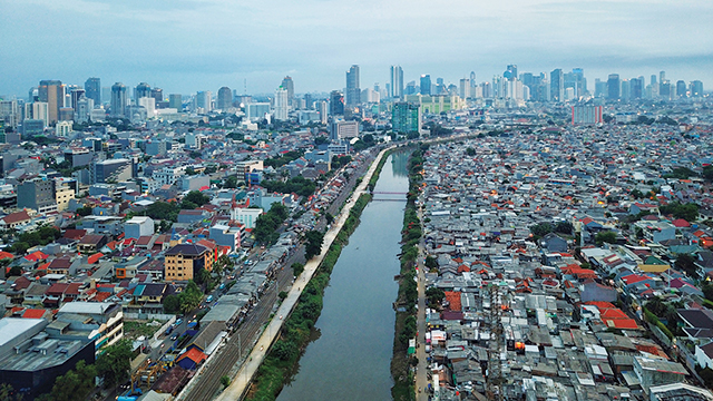 Outline Plan for Major Drainage and Small Lakes Management in Jabotabek - Bopunjur Area.